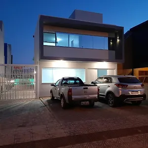https://apartamento-em-garopaba-88495-000-4.santa-catarina-brasil.com