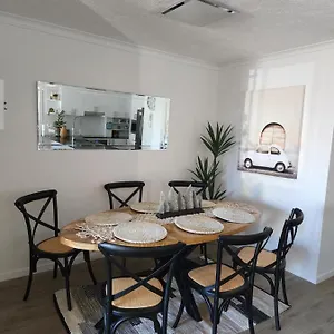 https://sunrise-on-the-beach.queenslandhotels.net